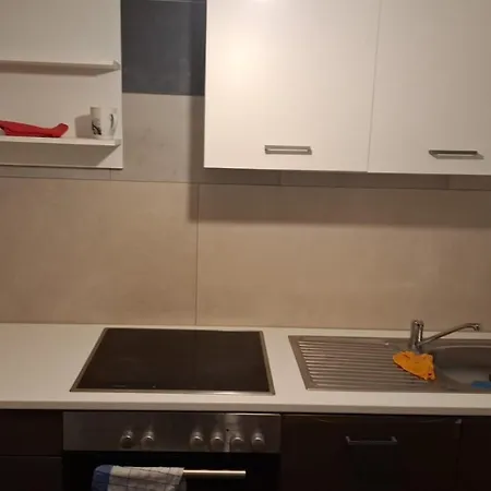 Zwei Separate Im 1 Og Ideal Fuer Montueeren Oder Studenten Wg Appartement Siegen