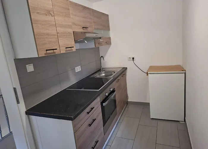 Appartement Zwei Separate Im 1 Og Ideal Fuer Montueeren Oder Studenten Wg Siegen