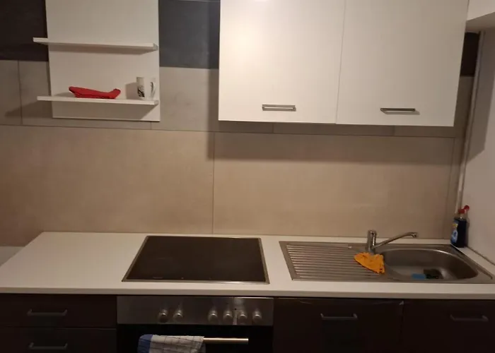 Zwei Separate Im 1 Og Ideal Fuer Montueeren Oder Studenten Wg Appartement Siegen